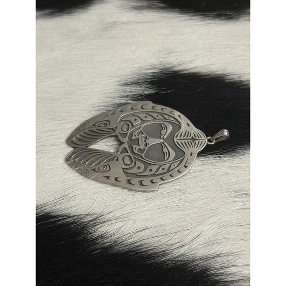 Huge Native American Sterling Silver Indian Skull Chief Headdress Pendant Signed - Picture 2 of 10